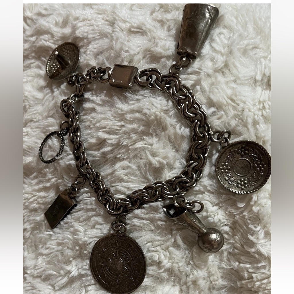 Vintage Silver Tone Charm Bracelet Sz 7.5 Mexico